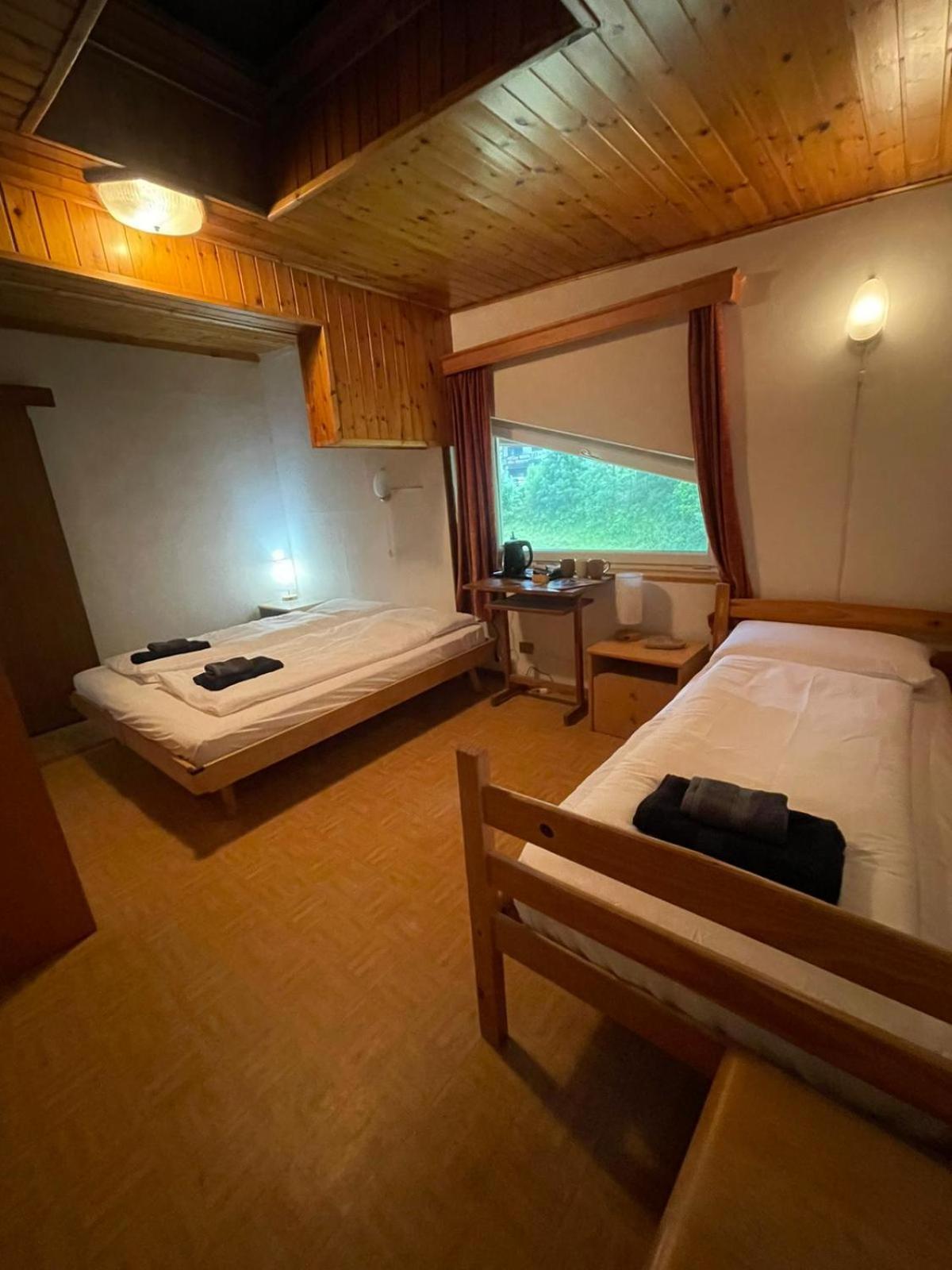 Pera Picchio Rosso - Stanza Privata Con Bagno In Val Di Fassa酒店 外观 照片